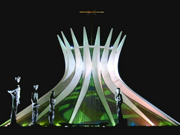 Principais pontos turísticos de Brasília 5 Catedral de Brasilia 600x450 1