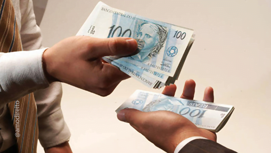 O que fazer quando o voo atrasa e perde a conexão? 3 dinheiro