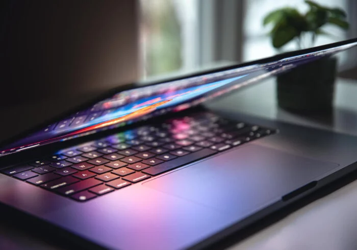 Como e por que Fazer Upgrade de Notebook? 7 notebook mesa