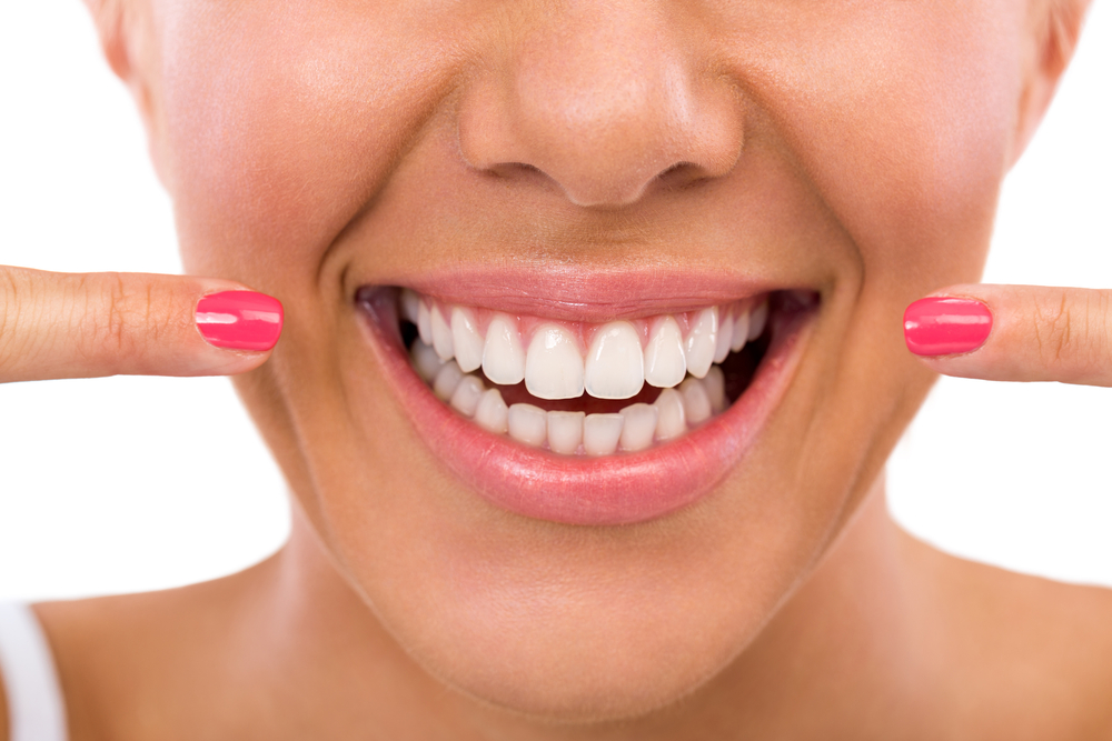Por que a reabilitação oral é um investimento na sua qualidade de vida? 6 dentes limpos